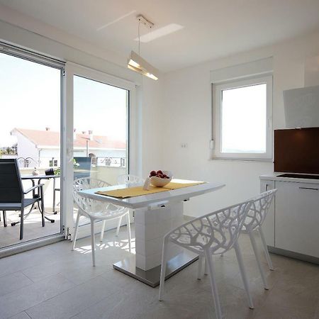 Apartmani Judita Pinezici  Luaran gambar