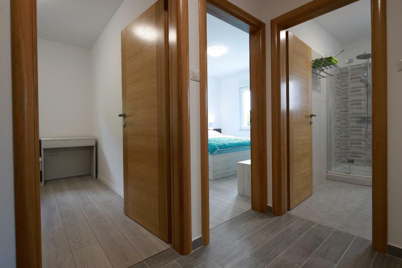 Apartmani Judita Pinezici  Luaran gambar